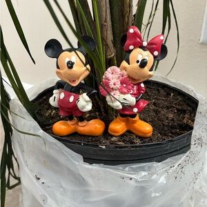 Disney 7.6-in Resin Garden Stake